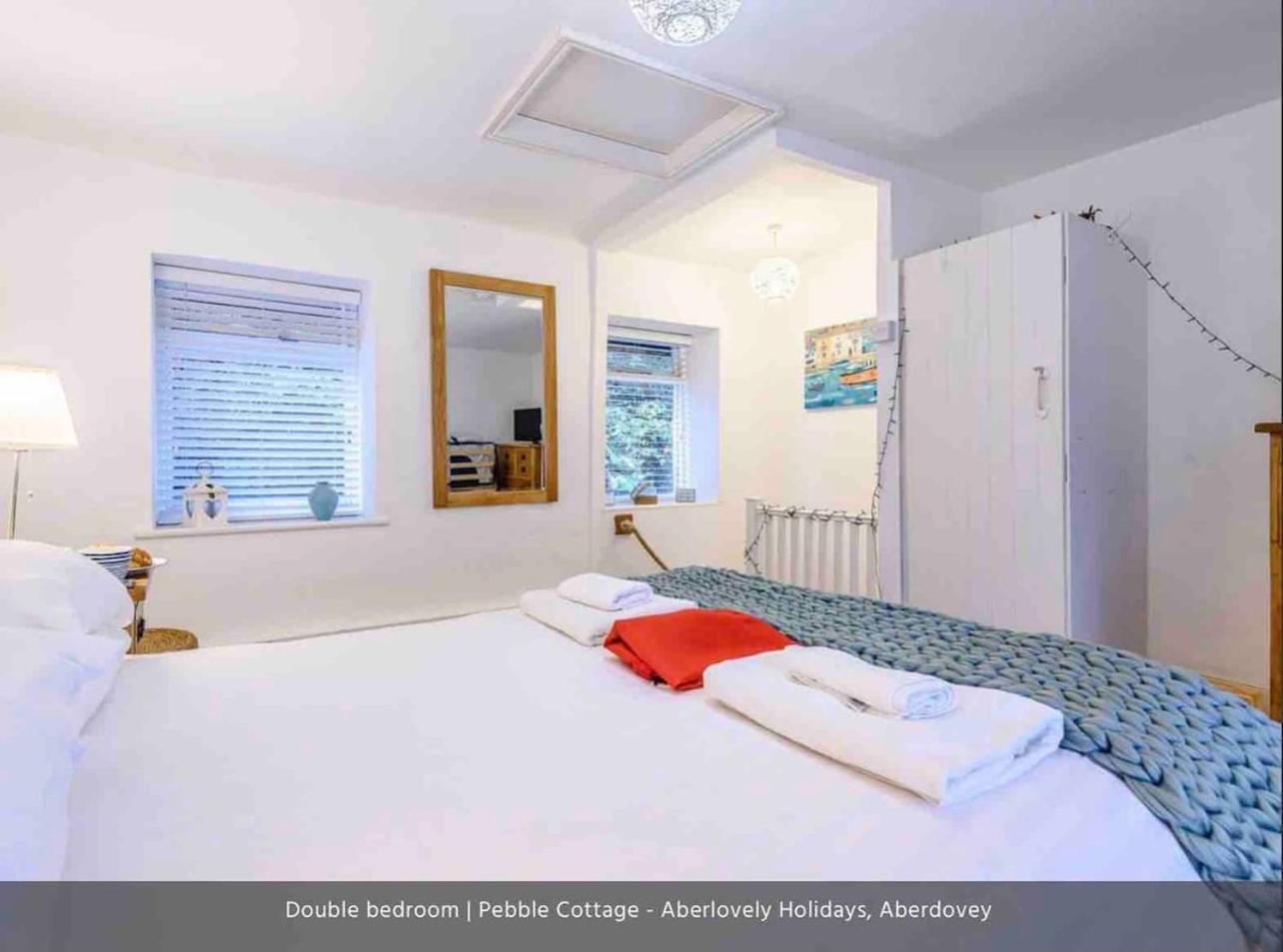 Pebble Cottage Абърдифи Екстериор снимка